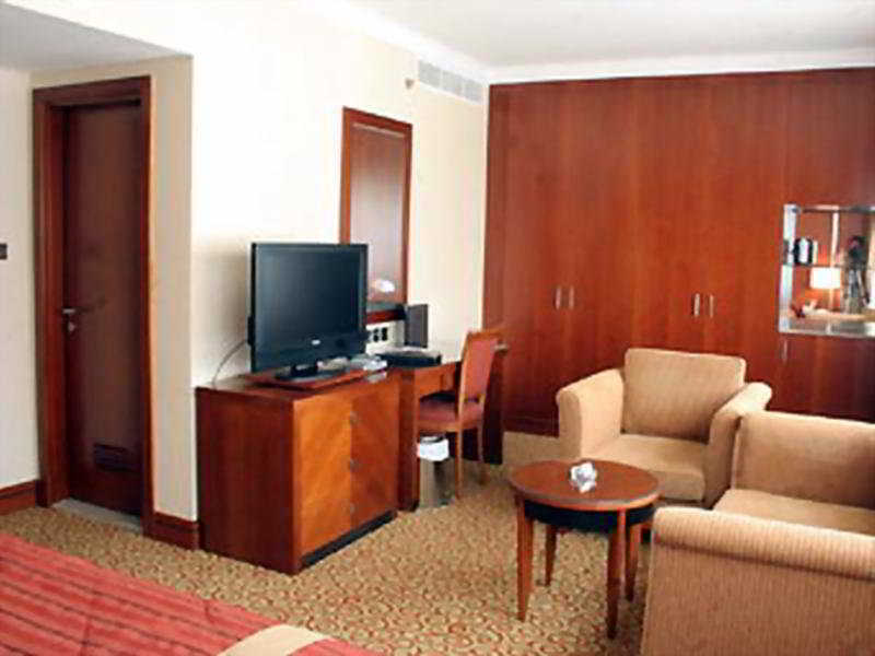 Ramee Royal Hotel Dubai Bagian luar foto